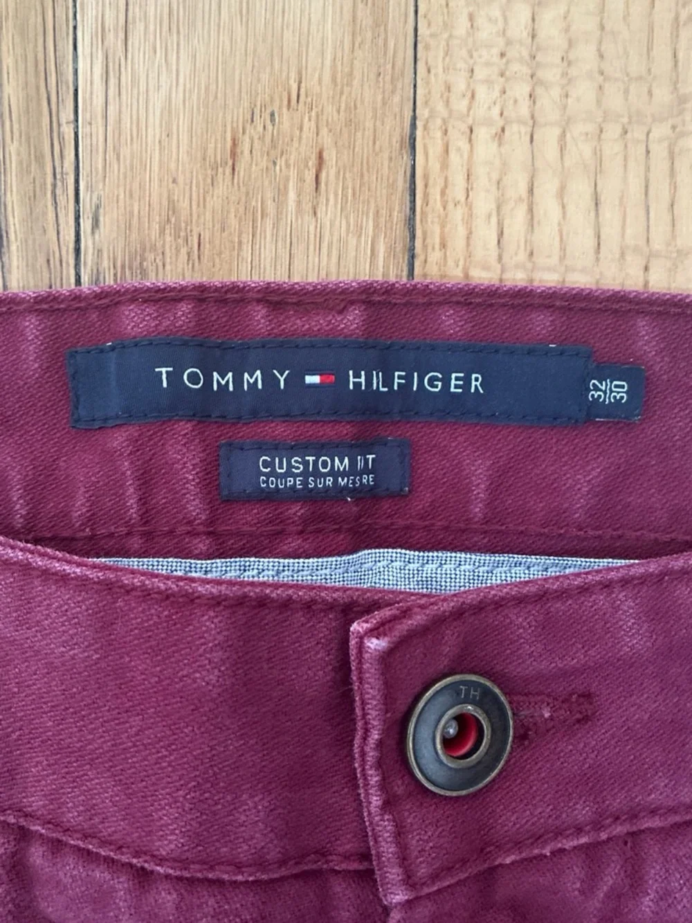 Y2K Tommy Hilfiger Men's burgundy Straight-Leg Jeans